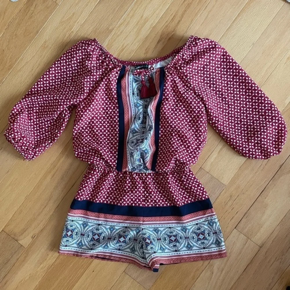 My Michelle Girls Red Geometric Print Off Shoulder Romper Tassel Tie Siz S Youth